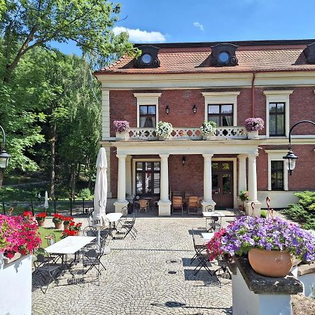 Hotel Charlotta Jedlina-Zdroj Bagian luar foto