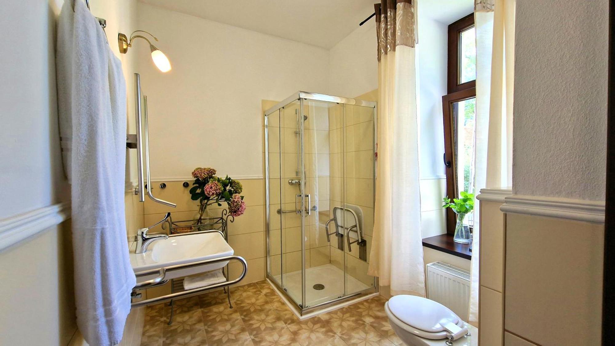 Hotel Charlotta Jedlina-Zdroj Bagian luar foto